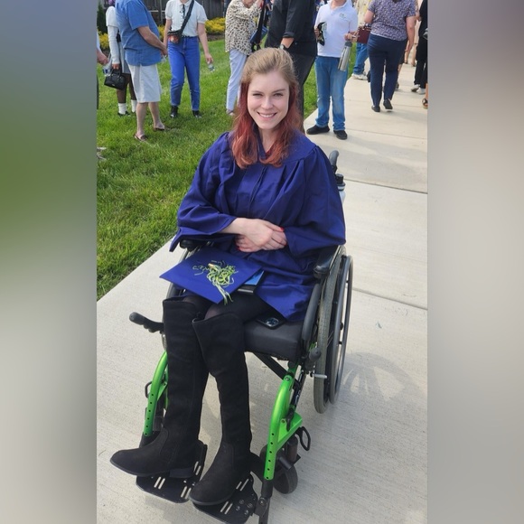 MAKE AMERICA MORE HANDICAPPED ACCESSIBLE!!! - Picture 4 of 6